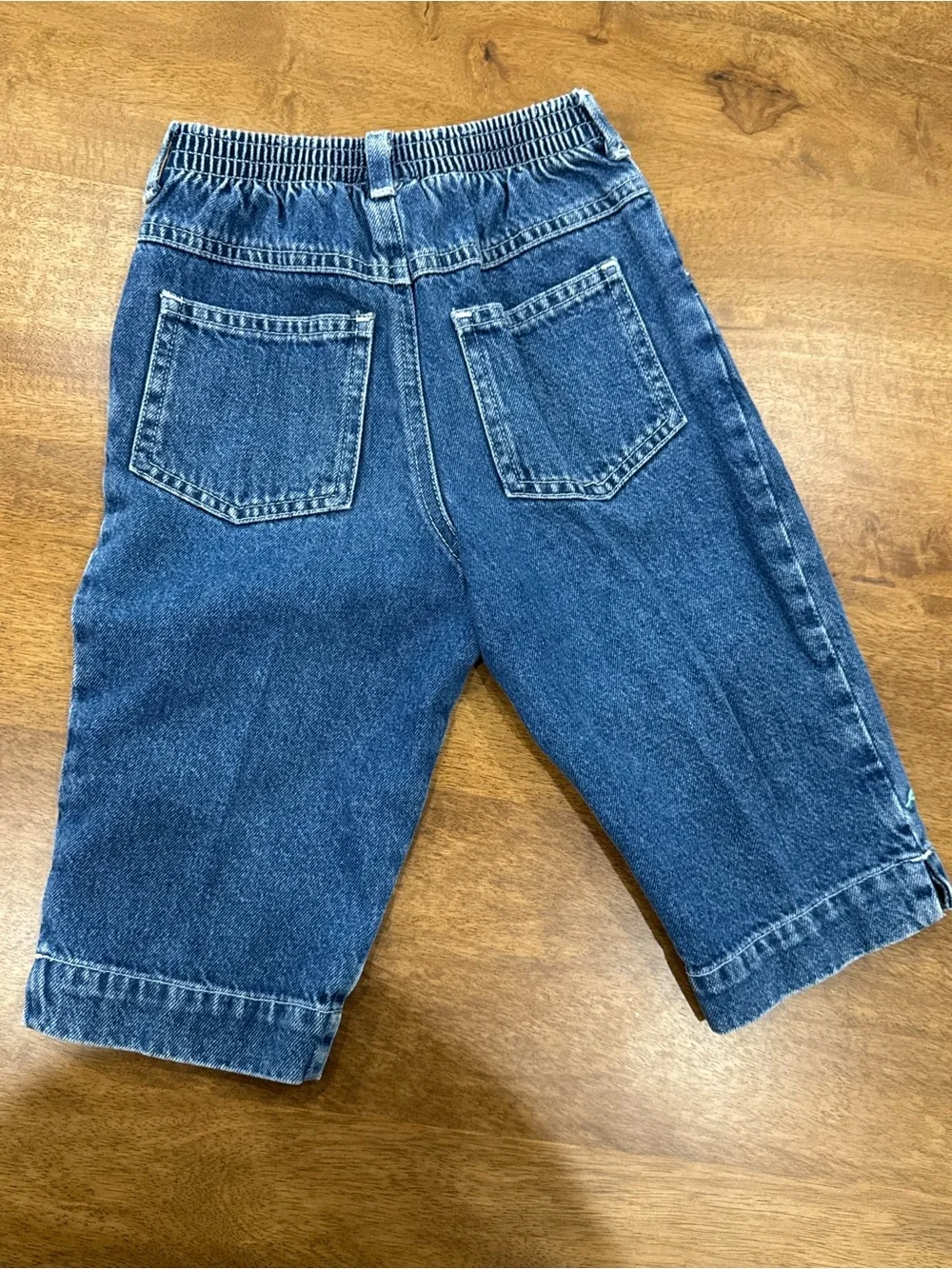Vintage Oshkosh Blue Embroidered Denim Capris